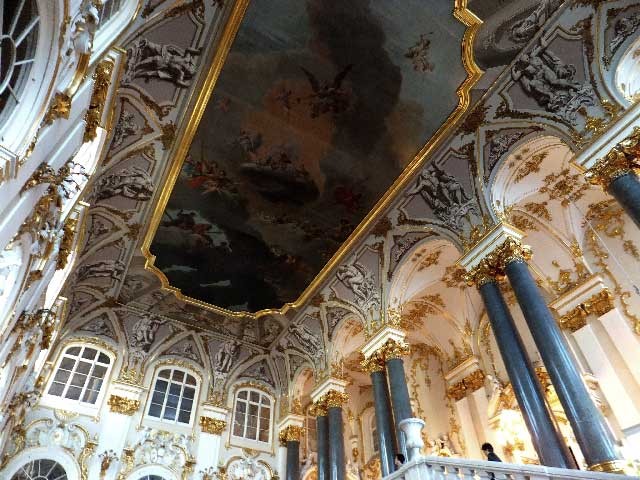 02-Plafond-de-l-escalier-d-honneur 